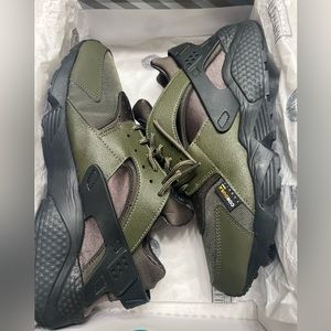 Nike Huarache Limited Edition
